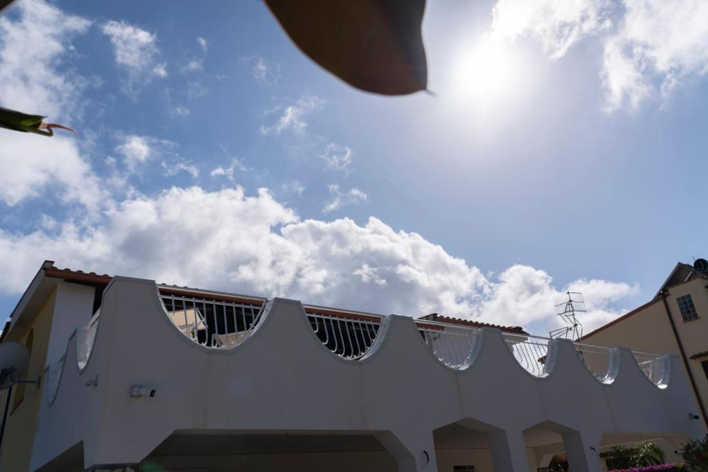 Villa Claudia e Simone - Interni eleganti e servizi di lusso B&B a Marina di Cinisi - Immagine 5